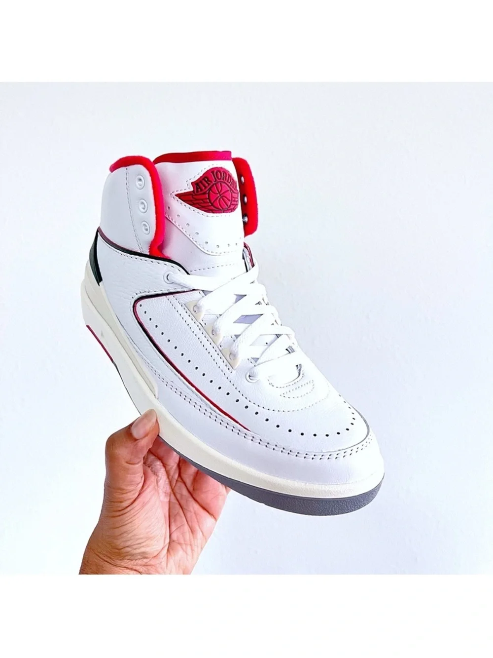 Nike Air Jordan 2 Retro High Christmas 6.5Y /  8 Women